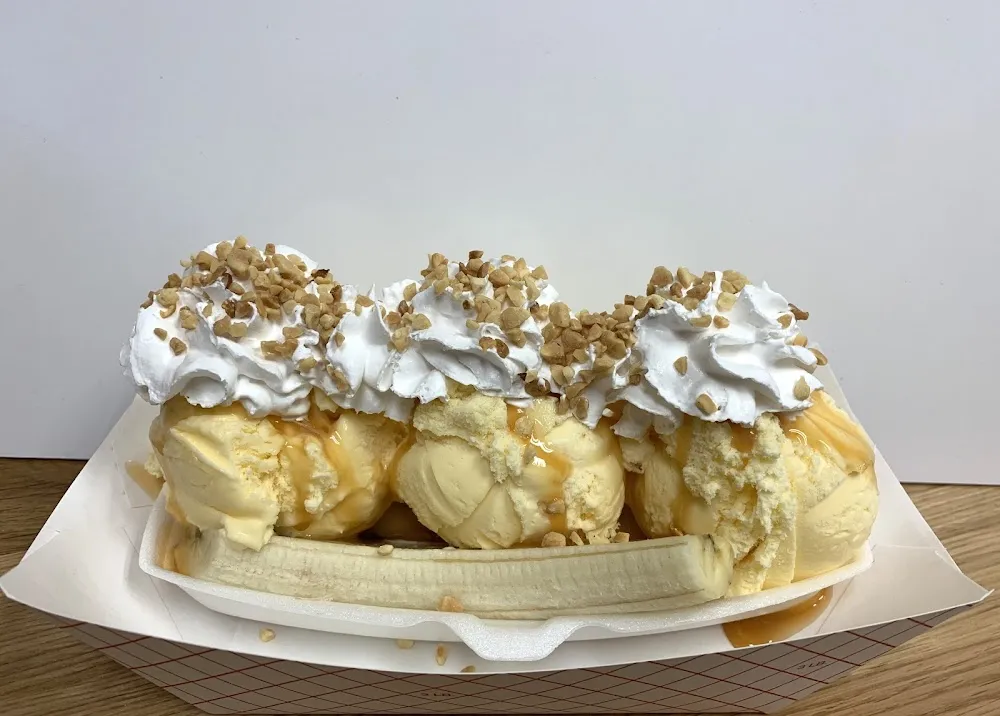 Custom Banana Split
